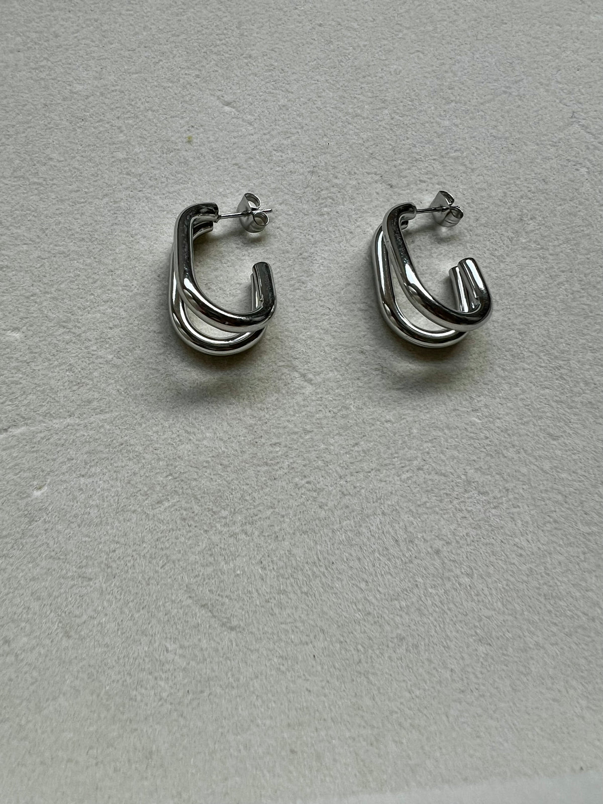 Modish Hoops