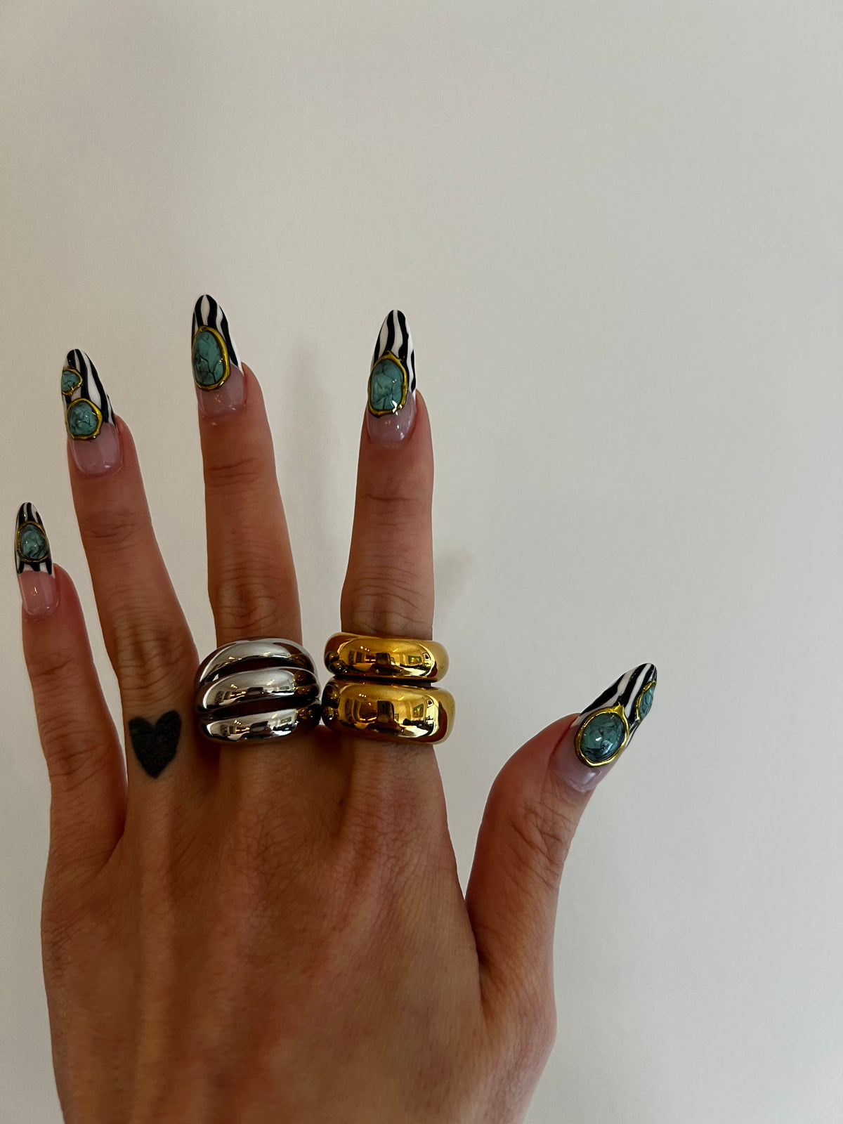 Juno Dome Thick Ring