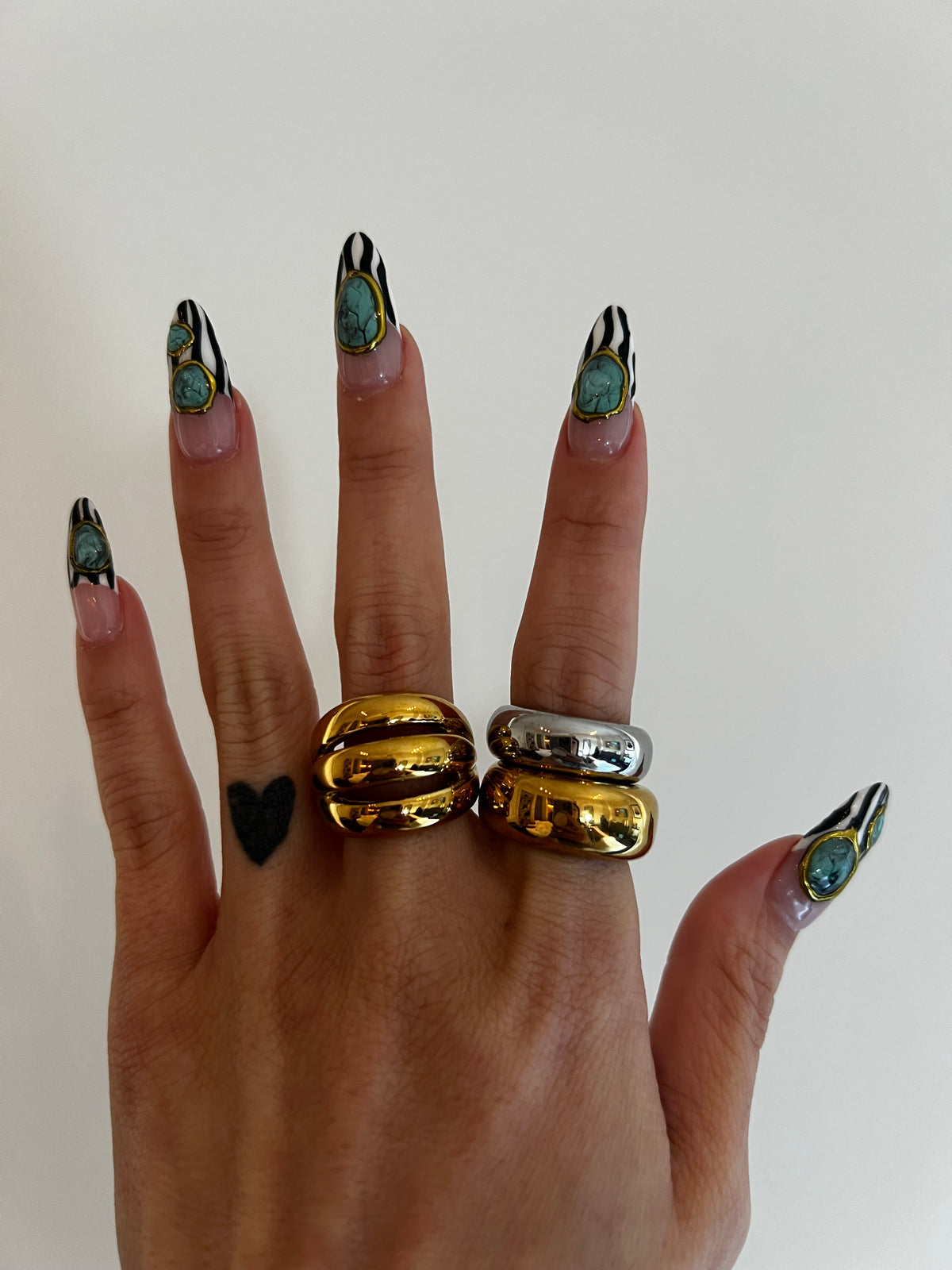 Juno Dome Thick Ring