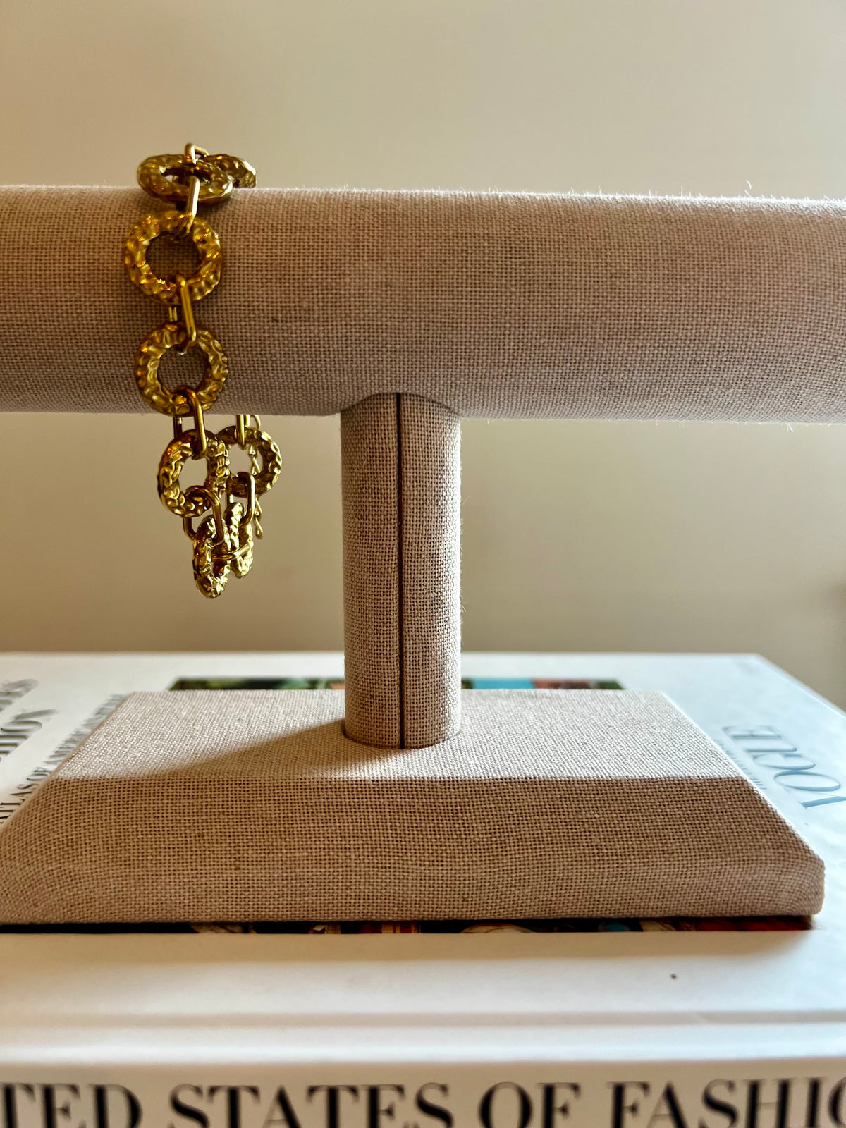 Textured hammered link bracelet