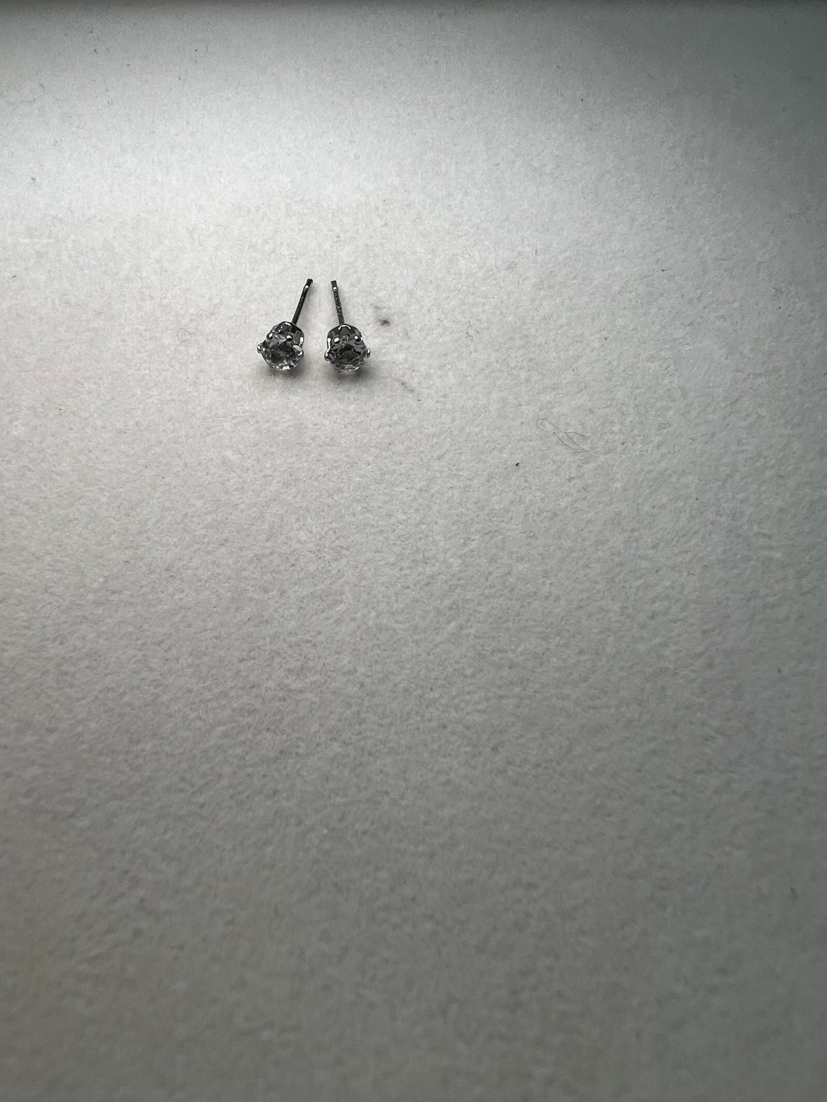 Diamond Studs Earring