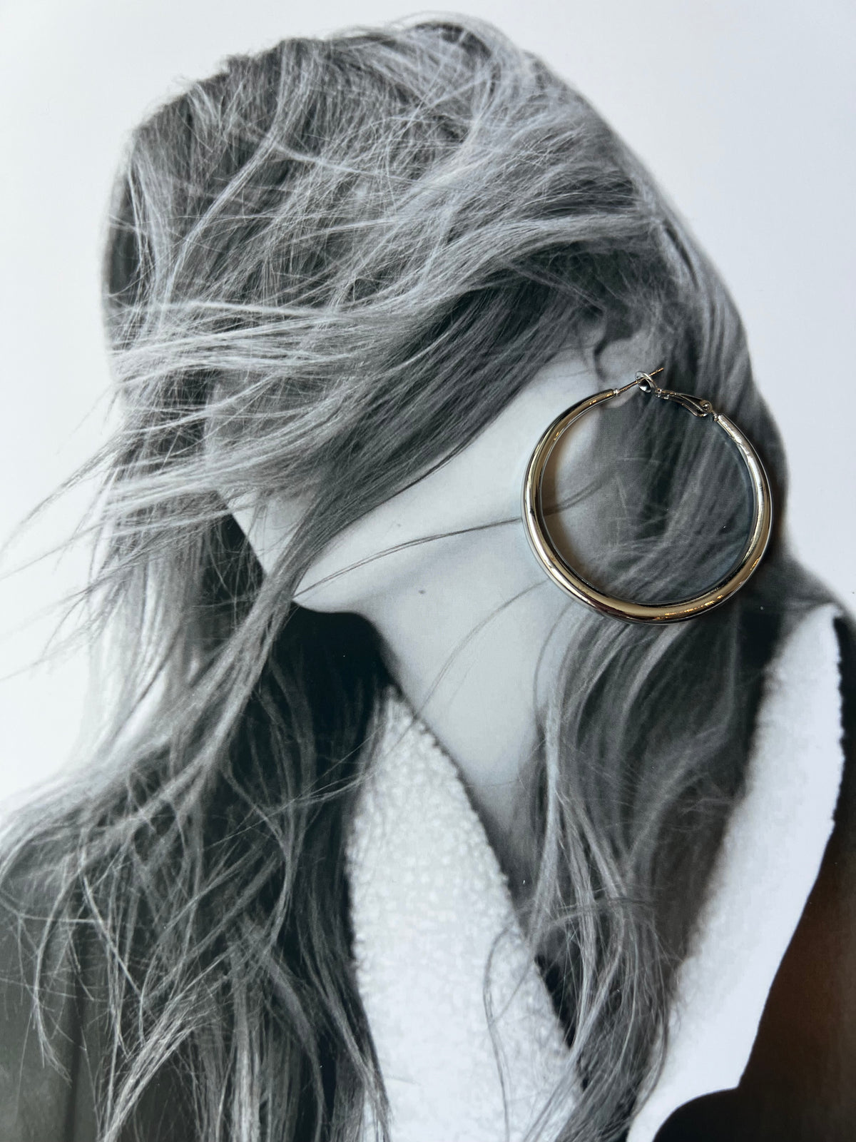 Minimalist Hoops